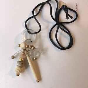 Gold and Cream Pendant Necklace